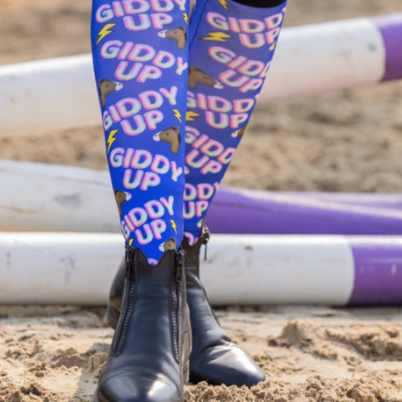 dreamers-and-schemers-boot-socks-giddy-up-4hooves-detail