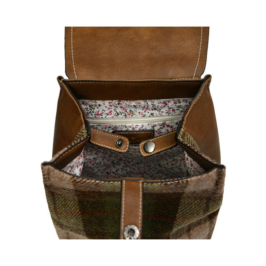 islander-harris-tweed-jura-backpack-chestnut-tartan-4hooves-inside