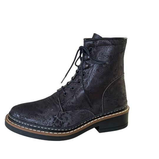 pioneer-horse-line-ankle-boots-solo-fantasy-black-4hooves