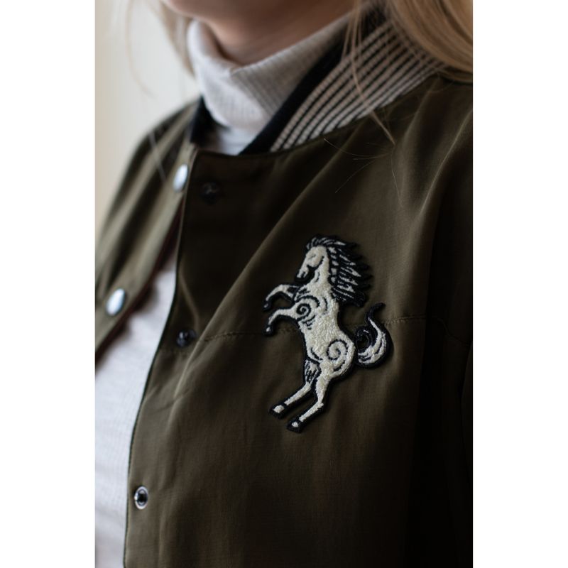 street-and-saddle-bronco-varsity-jacket-4hooves-detail