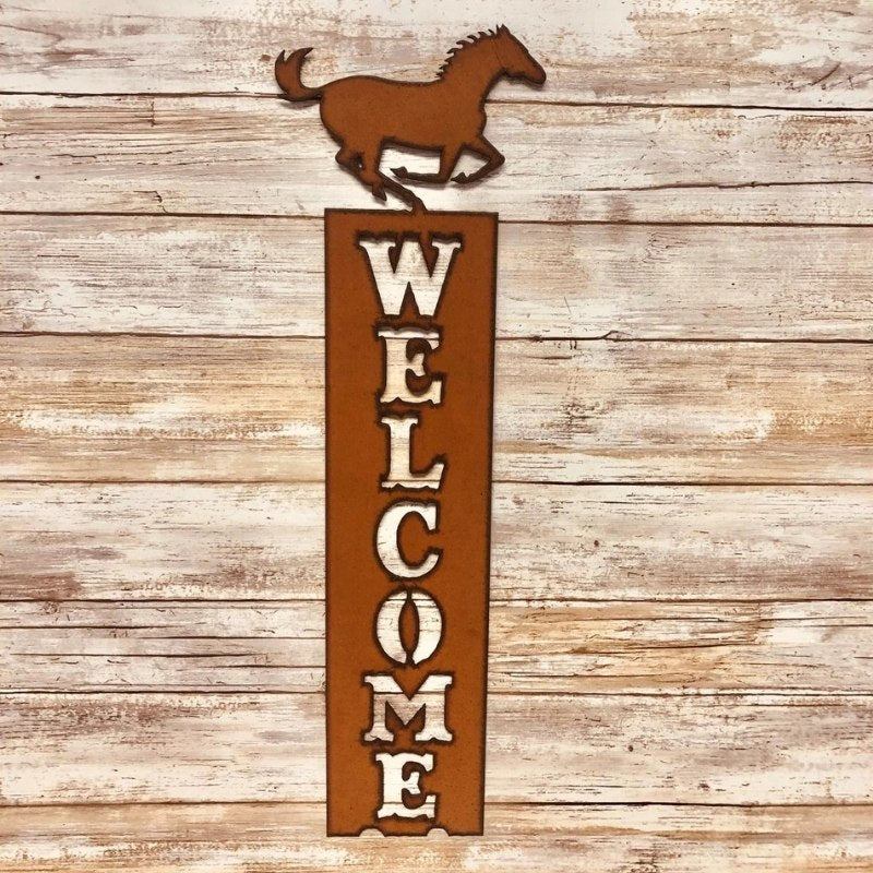 universal-ironworks-vertical-welcome-sign-running-horse-4hooves